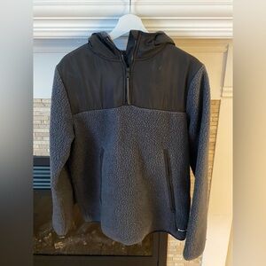 ROOTS Sherpa Hooded Sweater - Size M - New